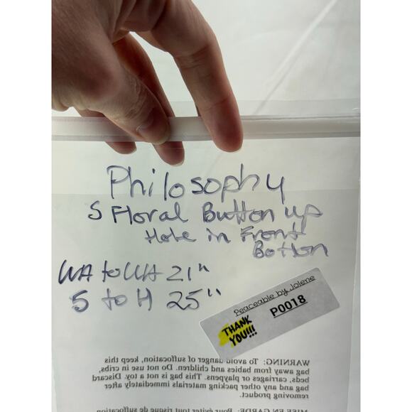 Philosophy, women’s M floral button up blouse - Picture 10 of 10